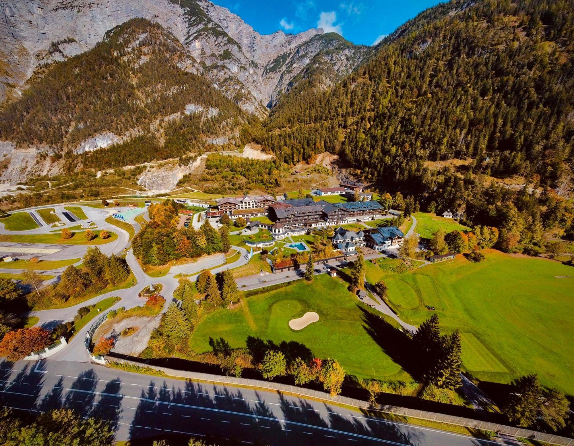 Hotel Gut Brandlhof Saalfelden Extérieur photo